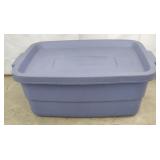 Rubbermaid Roughneck 10-Gal Storage Box