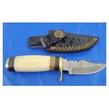 Damascus Knife w/Sheath, New