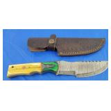 Damascus Knife w/Sheath, New
