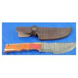 Damascus Knife w/Sheath, New