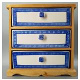 Taskers Renaissance Wood Porcelain Blue Chest