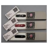 Swiss Army Classic Pocket Knives (3)