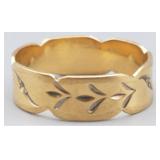 14K Gold Band Ladies Ring, Size 5.5, 1.914g