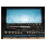 Ratcheting Socket Wrench Set