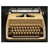 1950s Triumph Gabriele 1 Suitcase Typewriter
