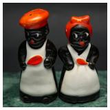 Vintage Black Americana Salt, Pepper Shakers (2)