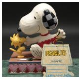 Peanuts Collectible"Stringing Hearts"- Jim Shore