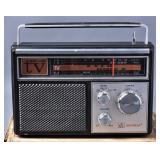 Vintage Windsor 2239X Sound TV AM/FM Radio