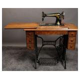 Ant. Singer Treadle Machine Model 27 Sphinx 1910