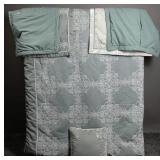 Luxury Embroidered Comforter Set King Sized