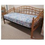 Maple Frame Daybed