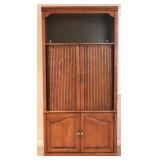 Oak Entertainment Cabinet With Sliding Doors