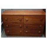 Vintage Wooden 6-Drawer Dresser