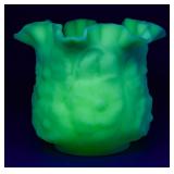 Fenton Uranium Custard Satin Poppy Vase