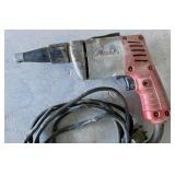 Milwaukee Screw Shooter Screw Driver