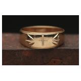 14k Gold Ring w/ Cross Size 9, 4.97g