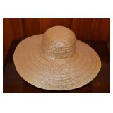 Vintage 70s 80s Handmade Straw Beach Hat