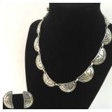 Native American, Gold, Silver & Costume Jewelry Auction