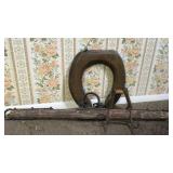 Stirrup, Single Tree, Large Horseshoe +More