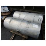 2 TRACTOR TRUCK FUEL TANKS