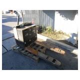 CROWN EQUIPMENT ELECTRIC PALLET JACK MODEL: 40GPW-