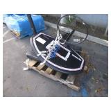 PORTABLE BASKETBALL HOOP