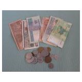 1 BAG W/FOREIGN COINS ,CURRENCY