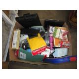 BOX OF MISCELLANEOUS HOUSEHOLD ITEMS