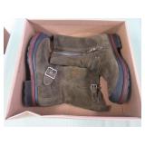 1 M BUTTE UGG BOOTS SIZE 10.5