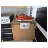 BOX OF BROWN MERKMAK SHOES, ASSORTED SIZES