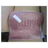 2 BOX OF BROWN SEAT CUSHION