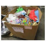 PALLET OF MISCELLANEOUS HOUSEHOLD ITEMS