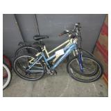 2 MOUNTAIN BIKES