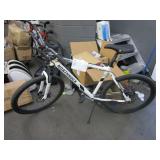1 NORTHROCK XC6 MOUNTAIN BIKE