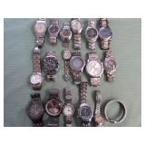 1 BAG W/SILVER TONE WATCHES