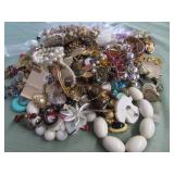 1 BAG W/JEWELRY, PINS
