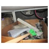 PALLET OF MISCELLANEOUS CLEANING SUPPLIES: BRUSHES