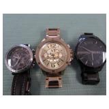 1 BAG W/DESIGNERS WATCHES