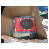 BOX OF ASSORTED CIRCULAR SAW BLADES