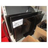 3 TELEVISIONS, (SAMSUNG,TOSHIBA)