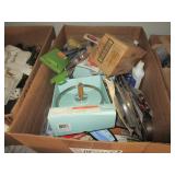 BOX OF MISCELLANEOUS HOUSEHOLD ITEMS