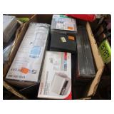 PALLET OF MISC HOUSEHOLD ITEMS