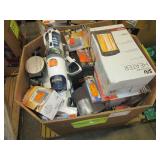 PALLET OF TOOLS & MISC. HOUSEHOLD ITEMS: VACUUM CL