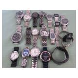 1 BAG W/SILVER TONE WATCHES