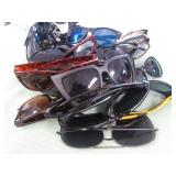 1 BAG W/SUNGLASSES