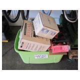 BOX OF ASSORTED HOUSEHOLD ITEMS