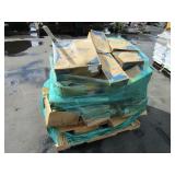 PALLET OF ASSORTED LIGHTING