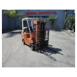 HYSTER S60ES, 4,950lb CAP, 3 STAGE, LP GAS
