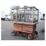 HUNTERLIFT ELECTRIC SCISSOR LIFT