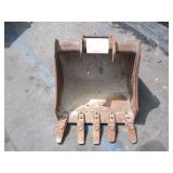 24" BACKHOE LOADER BUCKET